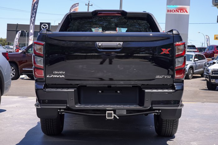 2025 Isuzu D-MAX X-TERRAIN