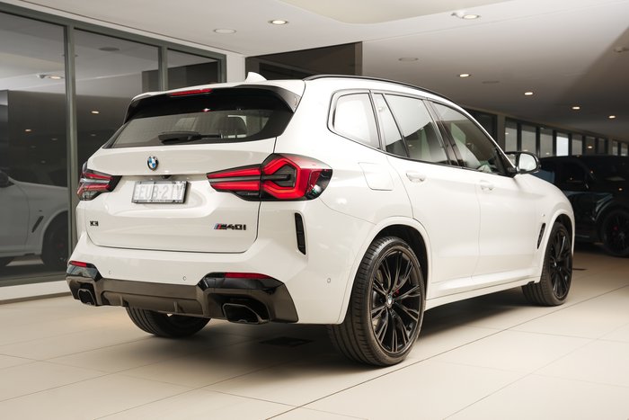 2022 BMW X3 M40i