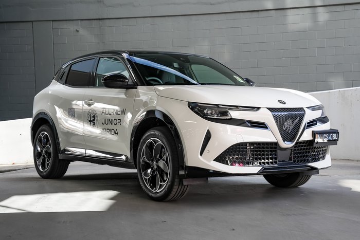 2025 Alfa Romeo Junior