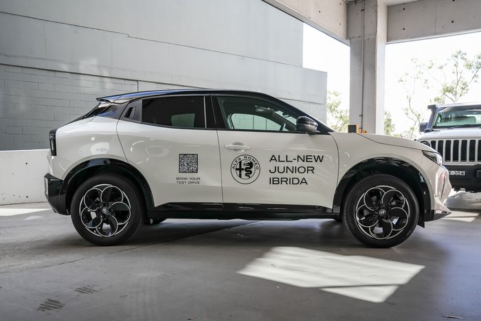 2025 Alfa Romeo Junior