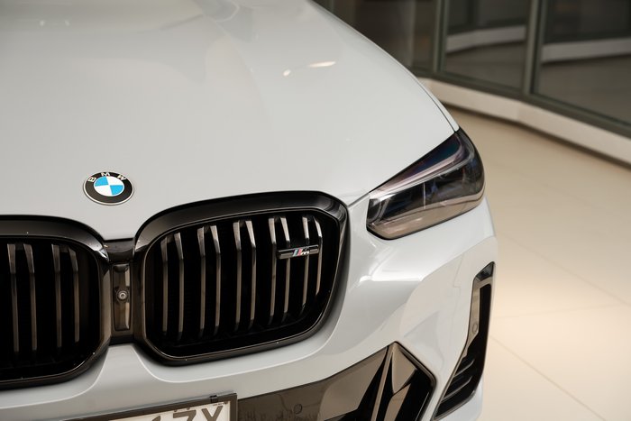 2022 BMW X3 M40i