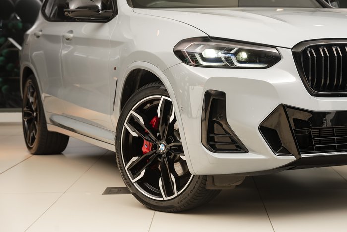2022 BMW X3 M40i