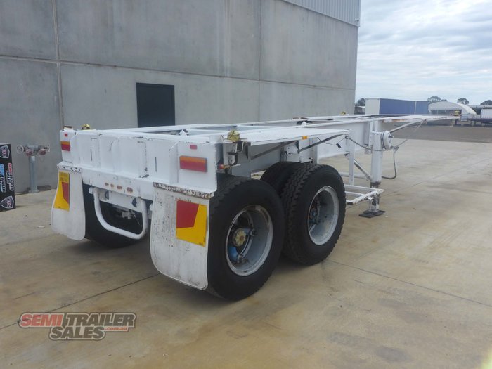 1978 Freighter 20FT Skel