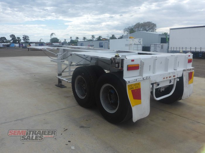 1978 Freighter 20FT Skel