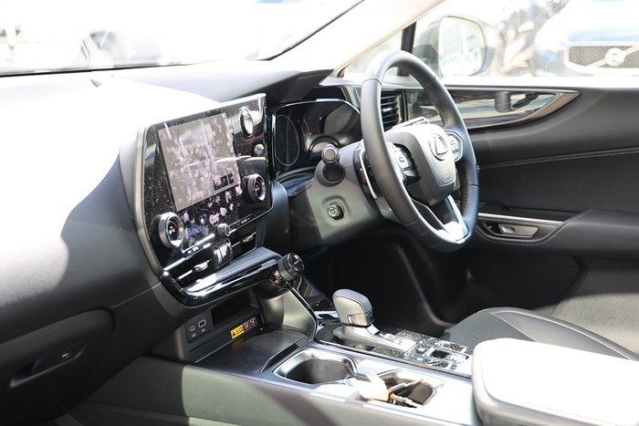 2025 Lexus NX250 NX250 Base 2.5L Petrol Automatic Wagon 2M00110 001