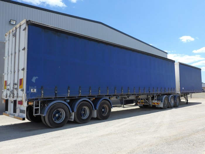 2002 Vawdrey 34 Pallet Curtainsider B Double Set