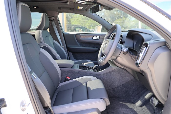 2024 Volvo EX40 Ultra Single Motor Extended Range