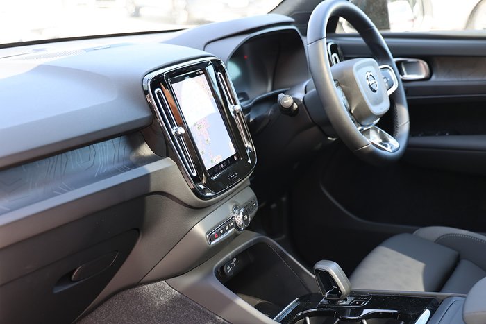 2024 Volvo EX40 Ultra Single Motor Extended Range