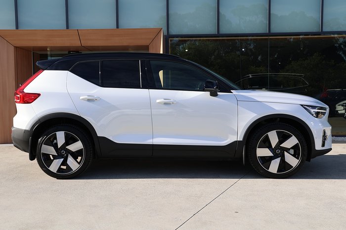 2024 Volvo EX40 Ultra Single Motor Extended Range