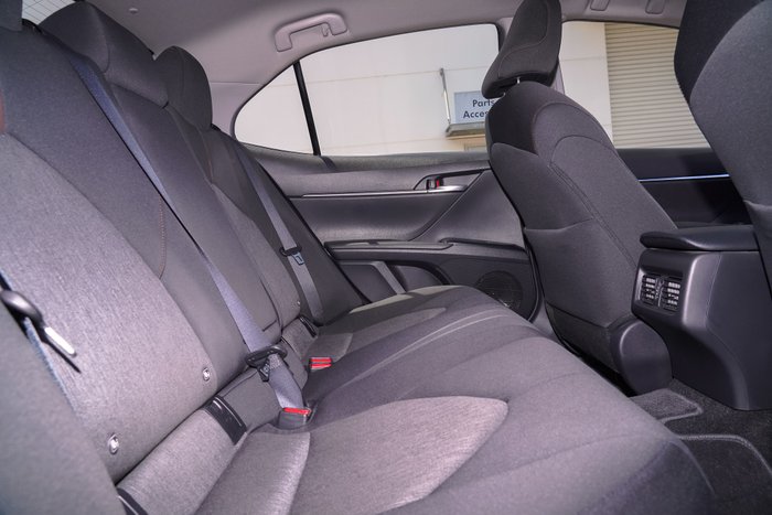 2019 Toyota Camry Ascent Sport