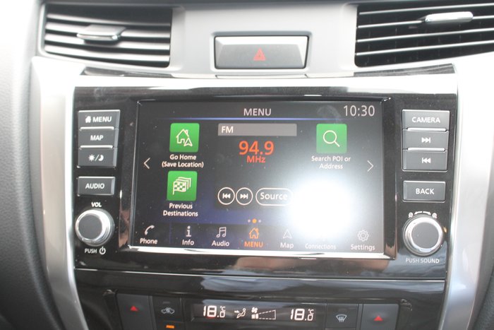 2025 Nissan Navara ST-X