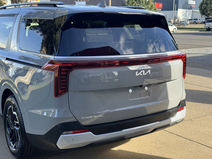 2025 Kia Carnival Sport+