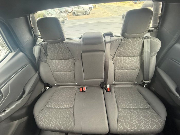 2025 Isuzu D-MAX X-RIDER