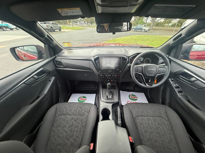 2025 Isuzu D-MAX X-RIDER