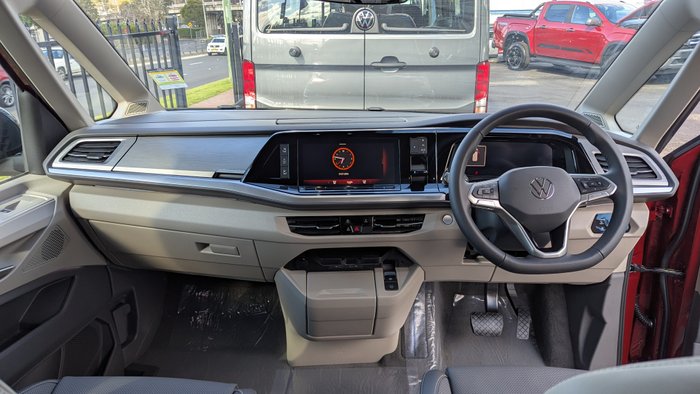 2024 VOLKSWAGEN Multivan LIFE