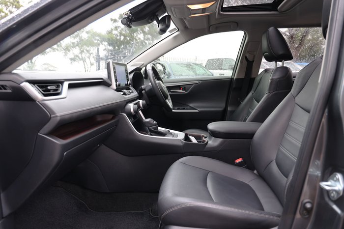 2020 Toyota RAV4 Cruiser
