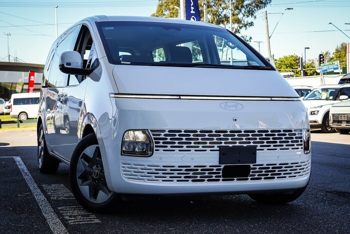 2025 Hyundai STARIA