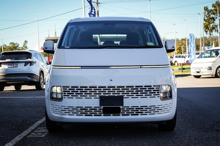 2025 Hyundai STARIA