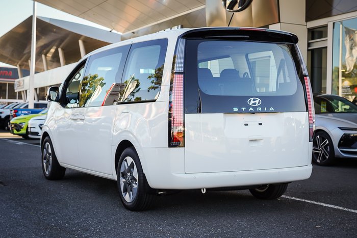 2025 Hyundai STARIA