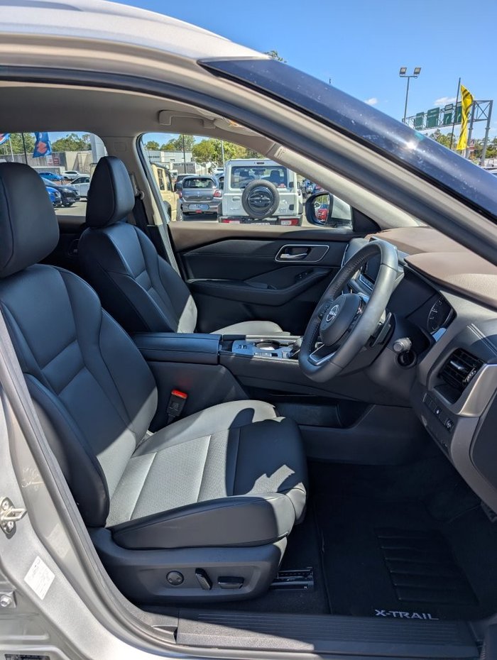 2024 Nissan X-TRAIL ST-L