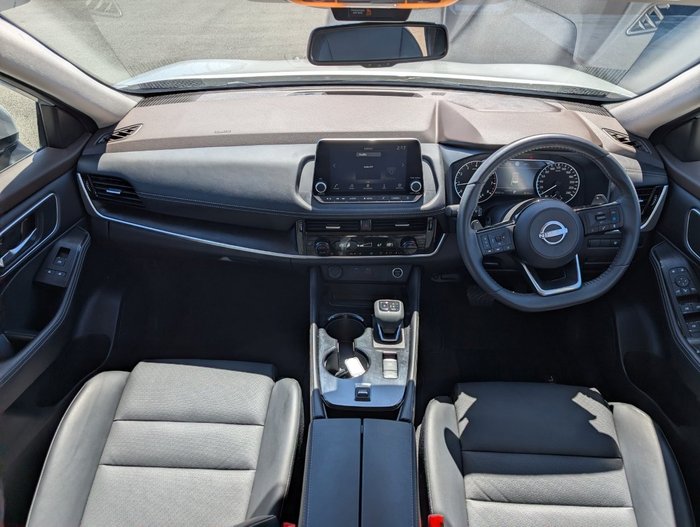 2024 Nissan X-TRAIL ST-L