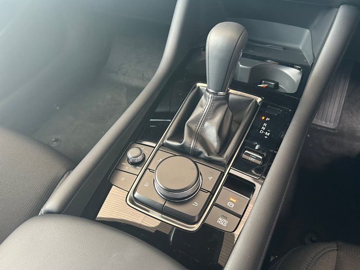 2025 Mazda 3 G20 Evolve