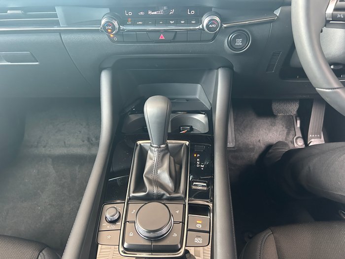 2025 Mazda 3 G20 Evolve