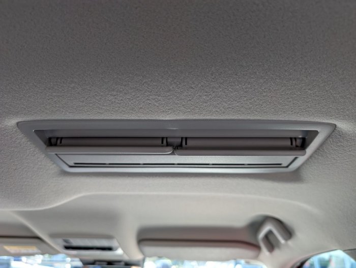 2025 NISSAN NAVARA ST-X