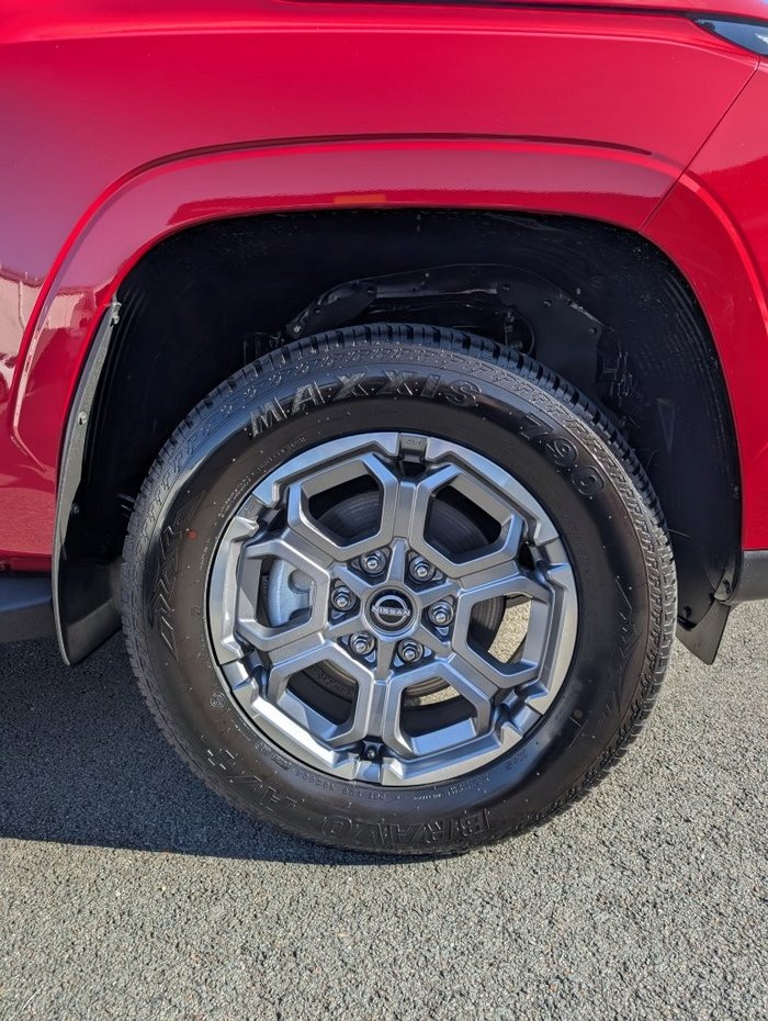 2025 NISSAN NAVARA ST-X