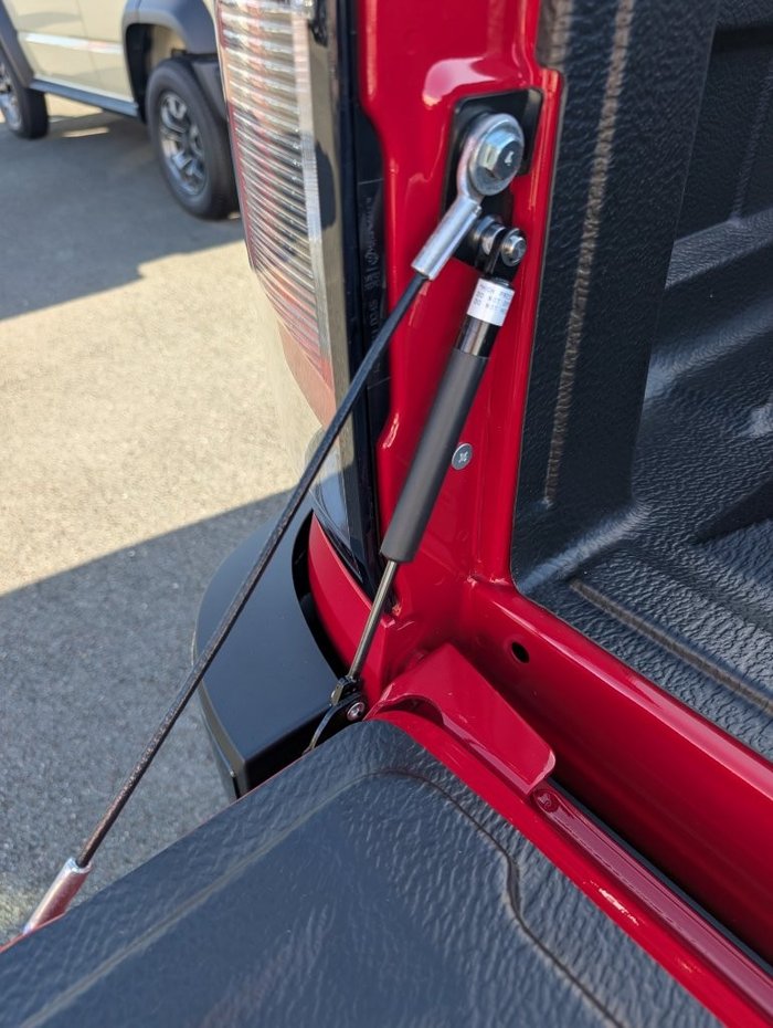 2025 NISSAN NAVARA ST-X