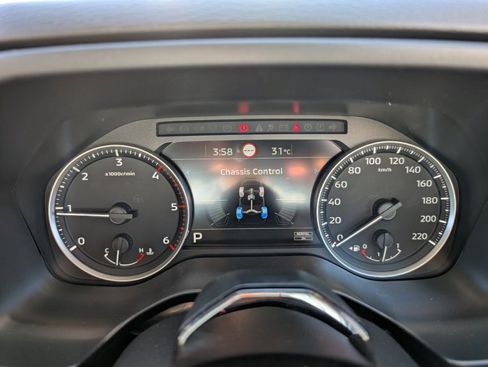 2025 NISSAN NAVARA ST-X