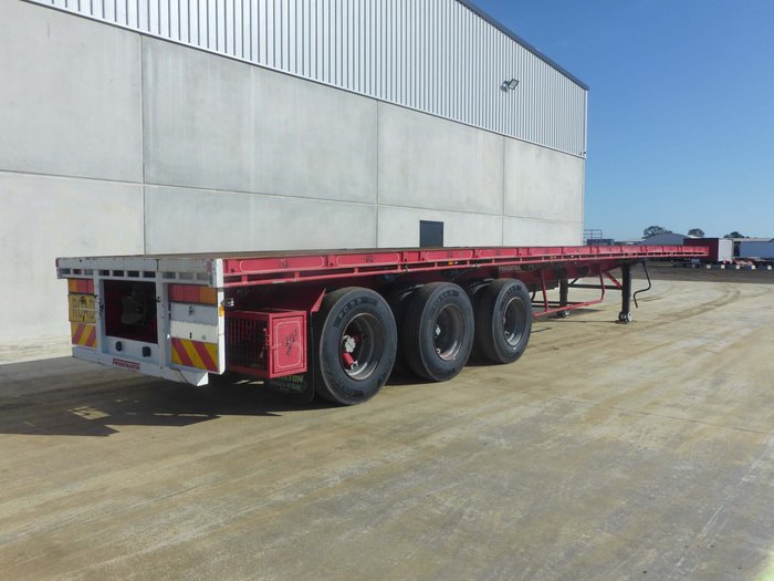 2012 Freightmaster 44FT Flat Top Road Train Lead