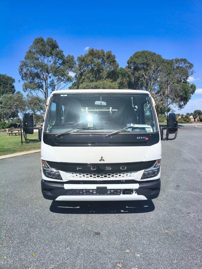 2025 Fuso Canter 815