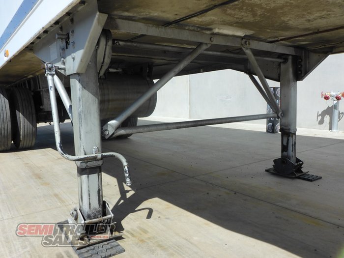 1990 FTE 16 Pallet Refrigerated Pantech