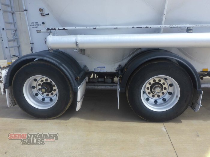 2006 Marshall Lethlean Bulk Tanker B Double Set