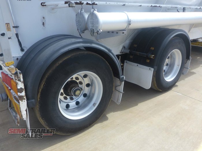 2006 Marshall Lethlean Bulk Tanker B Double Set