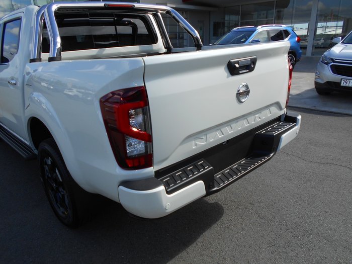 2025 Nissan Navara ST-X