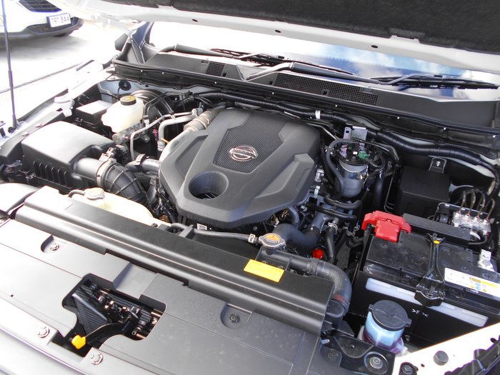 2025 Nissan Navara ST-X