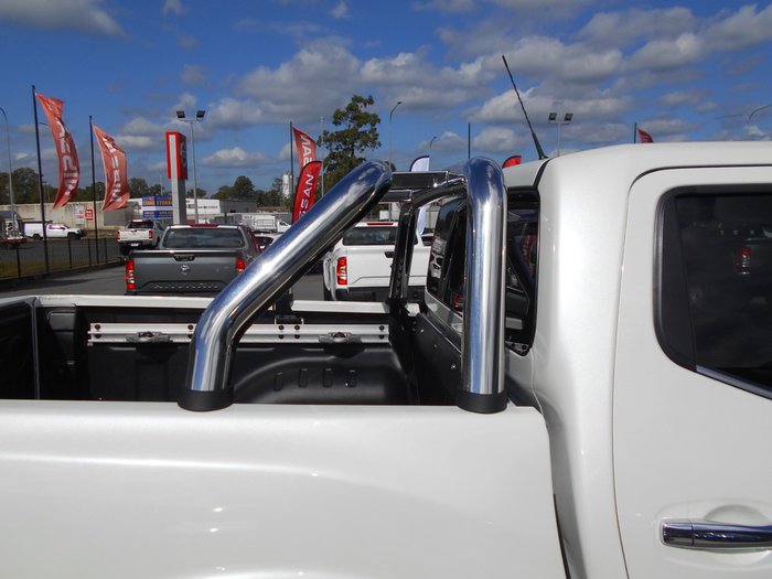 2025 Nissan Navara ST-X