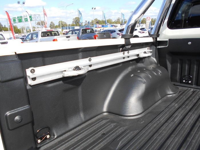 2025 Nissan Navara ST-X