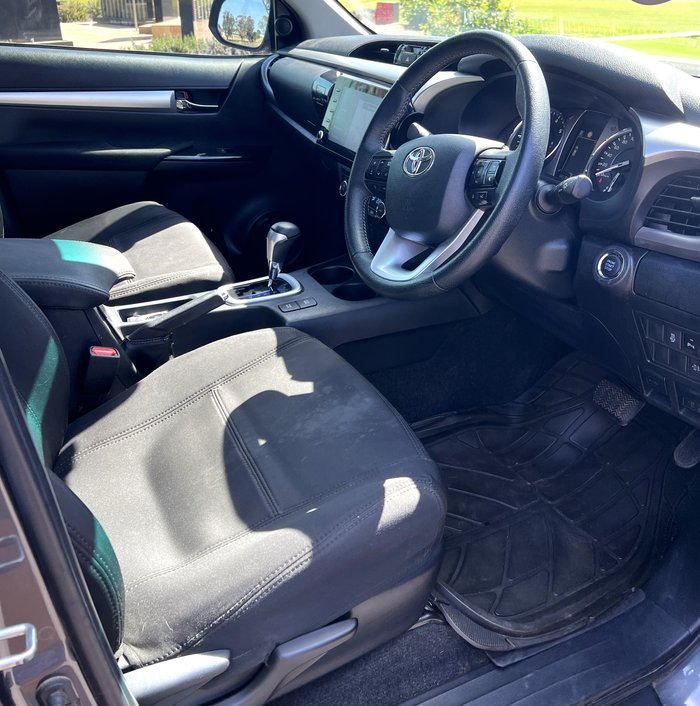 2020 Other Makes Toyota Hilux 2020 Toyota Hilux DC Ute SR5 Grey