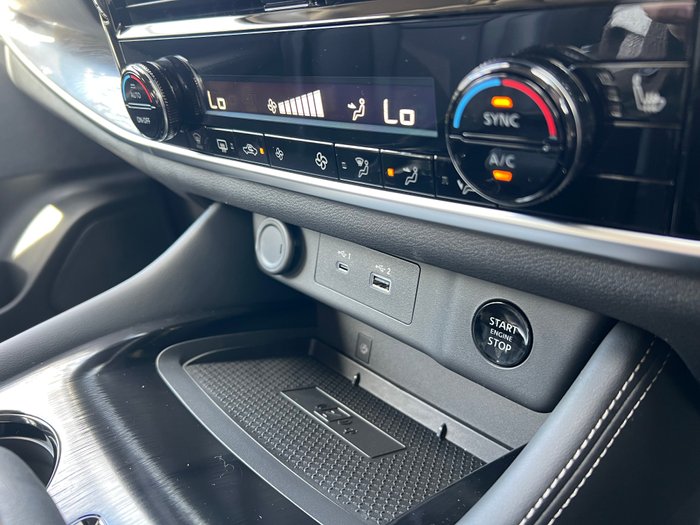 2025 Nissan X-TRAIL ST-L 2WD