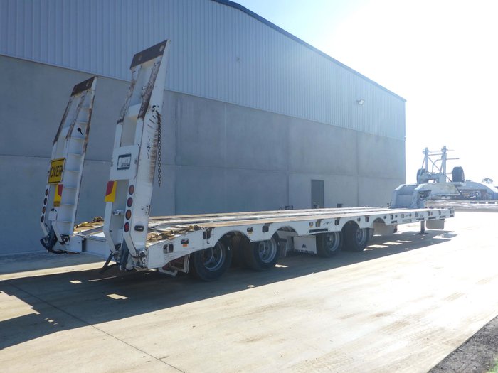 2009 J Smith  Sons Quad Axle Deck Widener