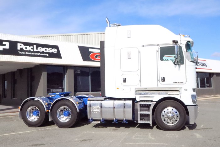 2024 KENWORTH K Series K220 K18 WHITE