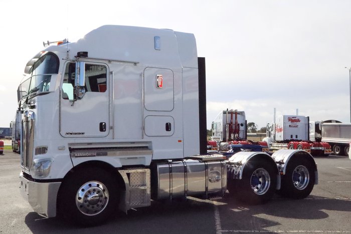 2024 KENWORTH K Series K220 K18 WHITE