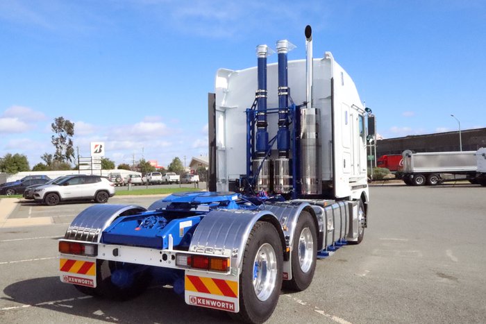 2024 KENWORTH K Series K220 K18 WHITE