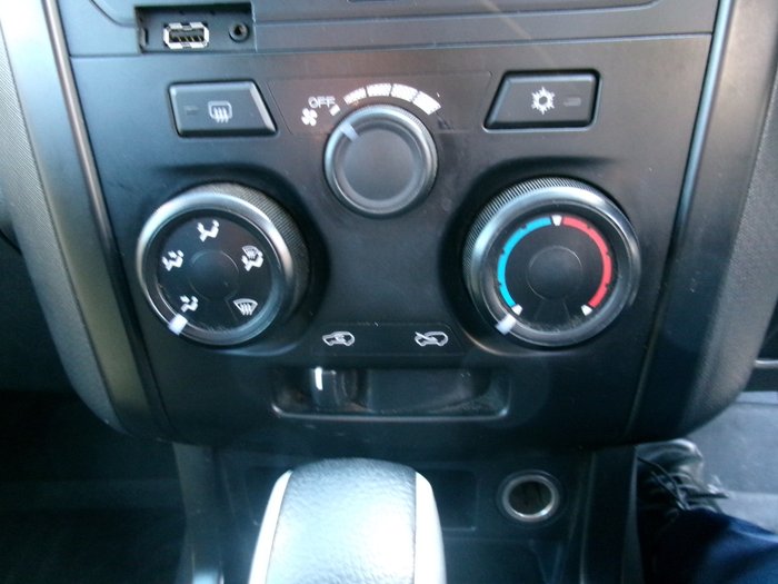 2018 ISUZU D-MAX SX (4x4)