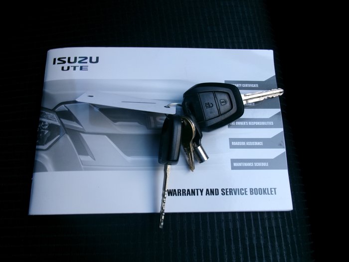 2018 ISUZU D-MAX SX (4x4)