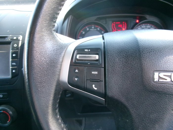 2018 ISUZU D-MAX SX (4x4)