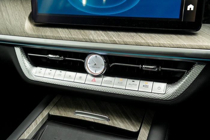 2025 GWM Tank 500 Vanta Hybrid